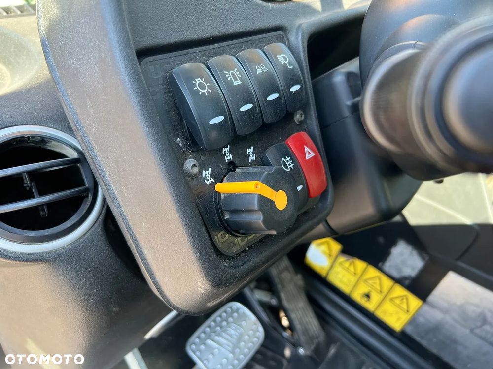 JCB 536-60 Agri Super - 11