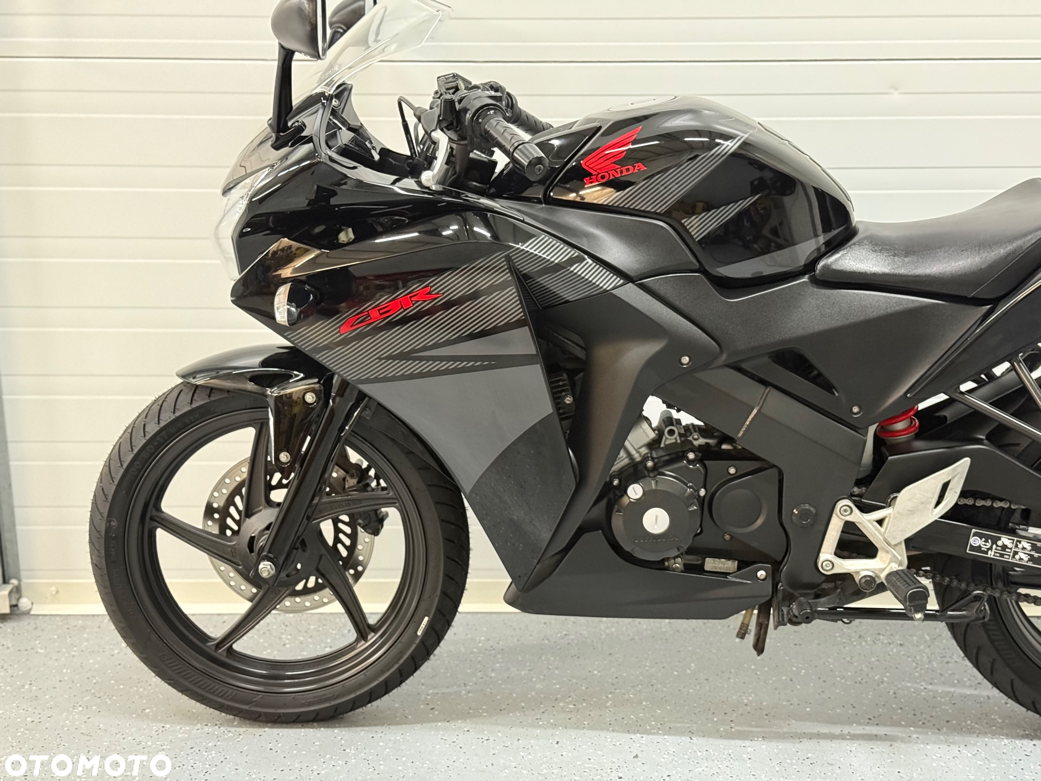 Honda CBR - 16