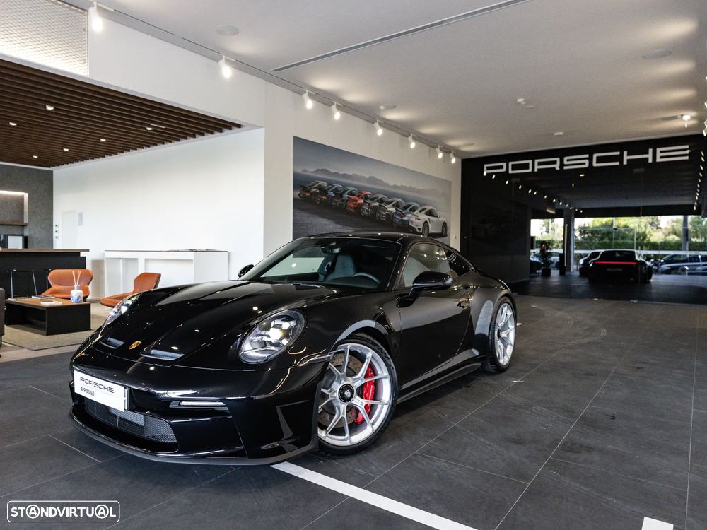 Porsche 911 (992) - 1