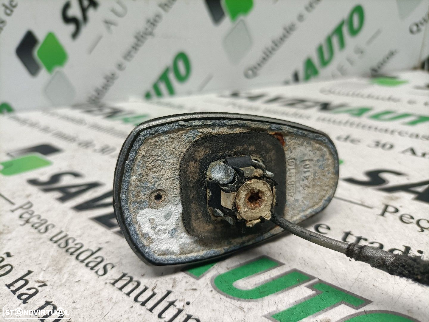 Base Antena Mercedes-Benz E-Class (W211) - 2
