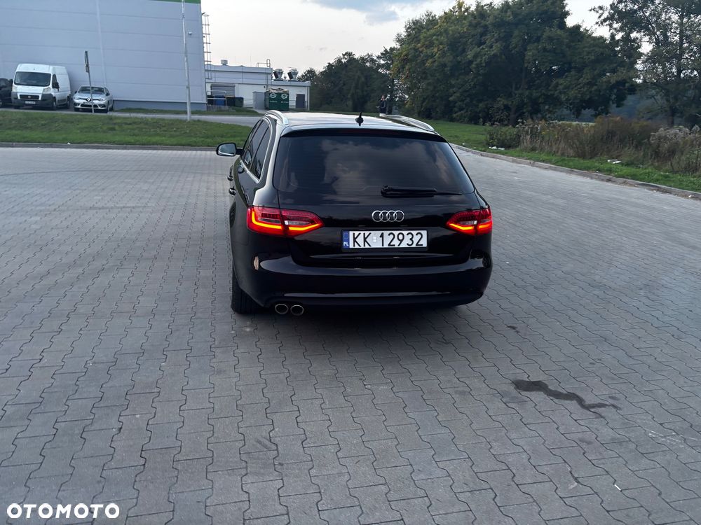 Audi A4 Avant - 11