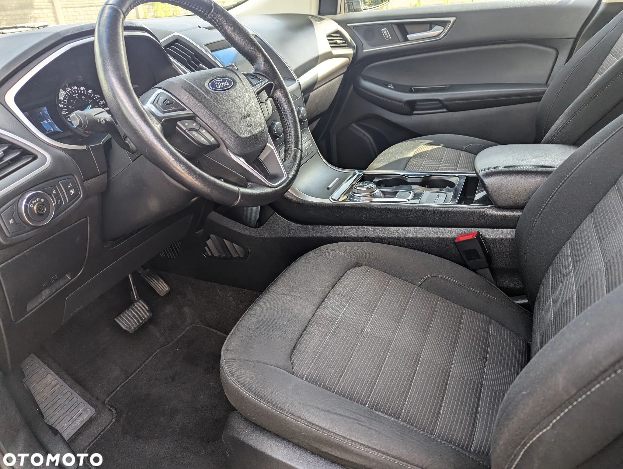 Ford Edge - 17