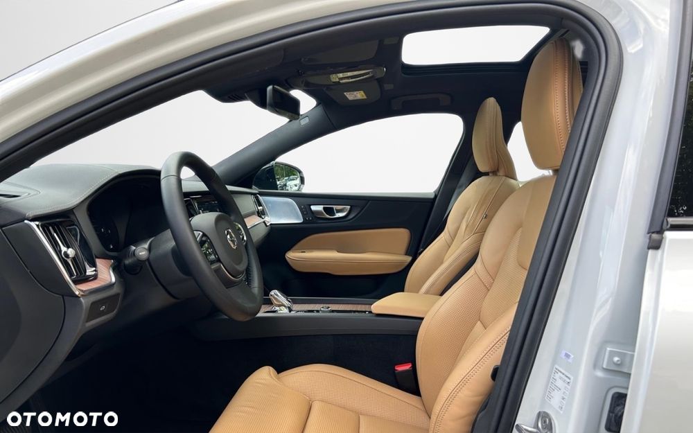 Volvo S60 B5 B AWD Ultimate Dark