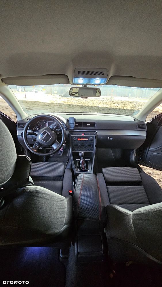 Audi A4 Avant 2.0 TDI DPF - 13