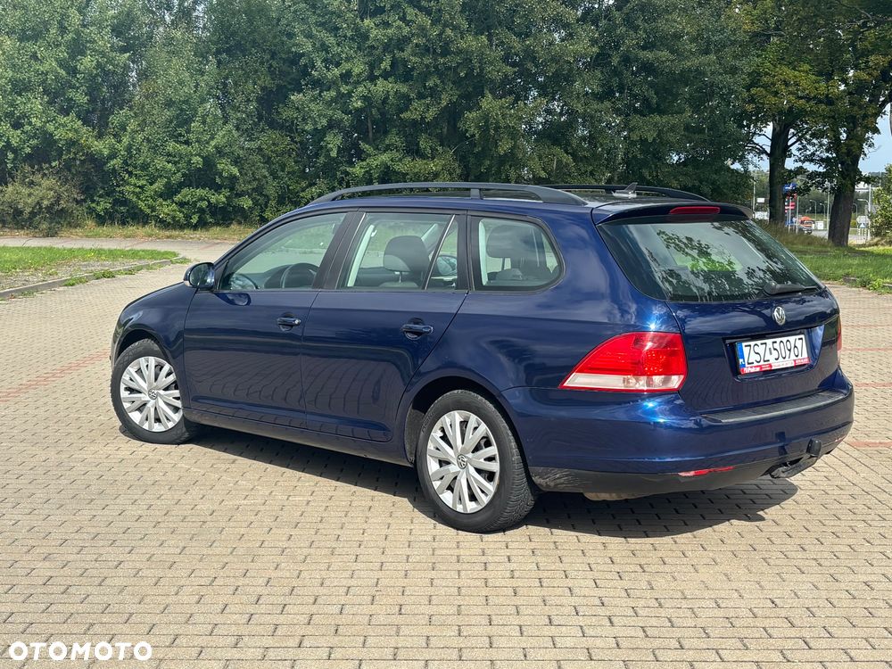 Volkswagen Golf - 3