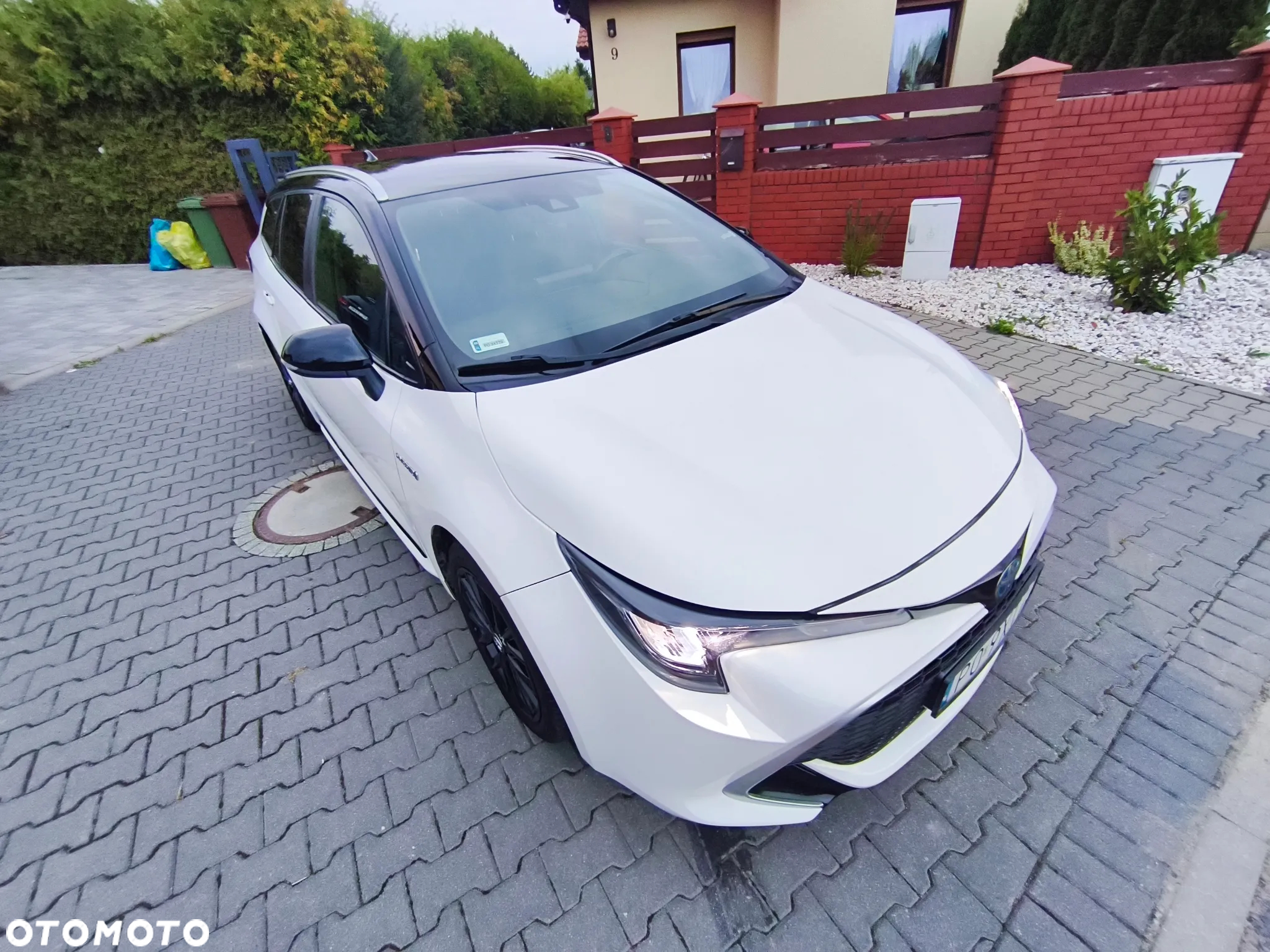 Toyota Corolla 2.0 Hybrid Trek - 14