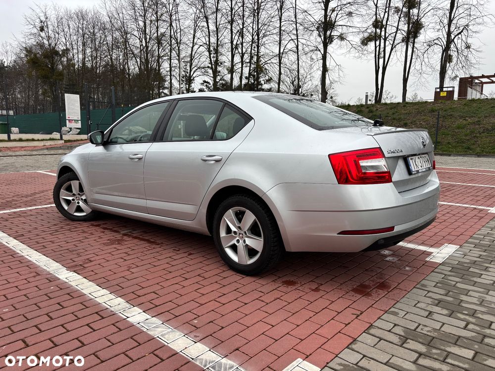 Skoda Octavia 1.5 TSI ACT Ambition - 4