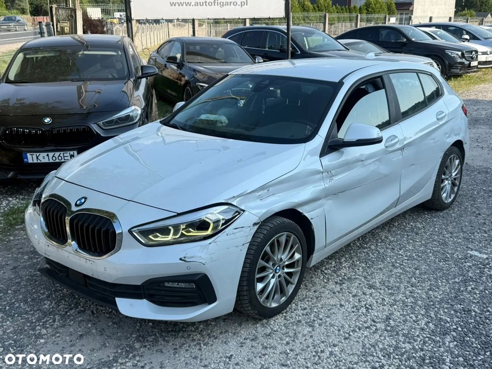 BMW Seria 1 118i - 1