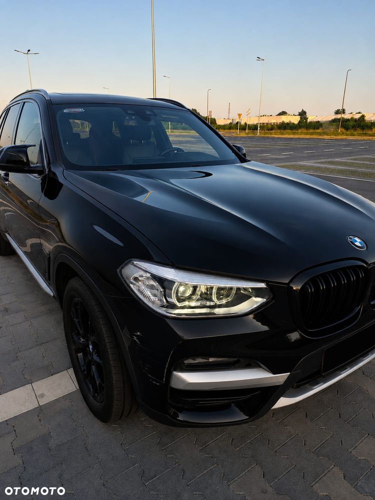 BMW X3 xDrive30i Advantage - 3