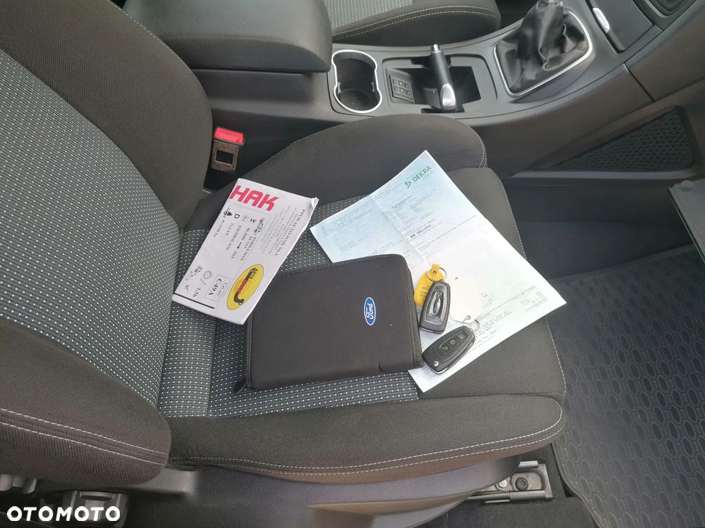 Ford S-Max 2.0 TDCi DPF Ambiente - 11