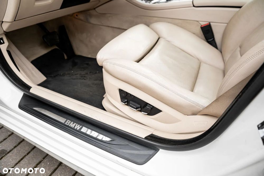BMW Seria 5 - 15