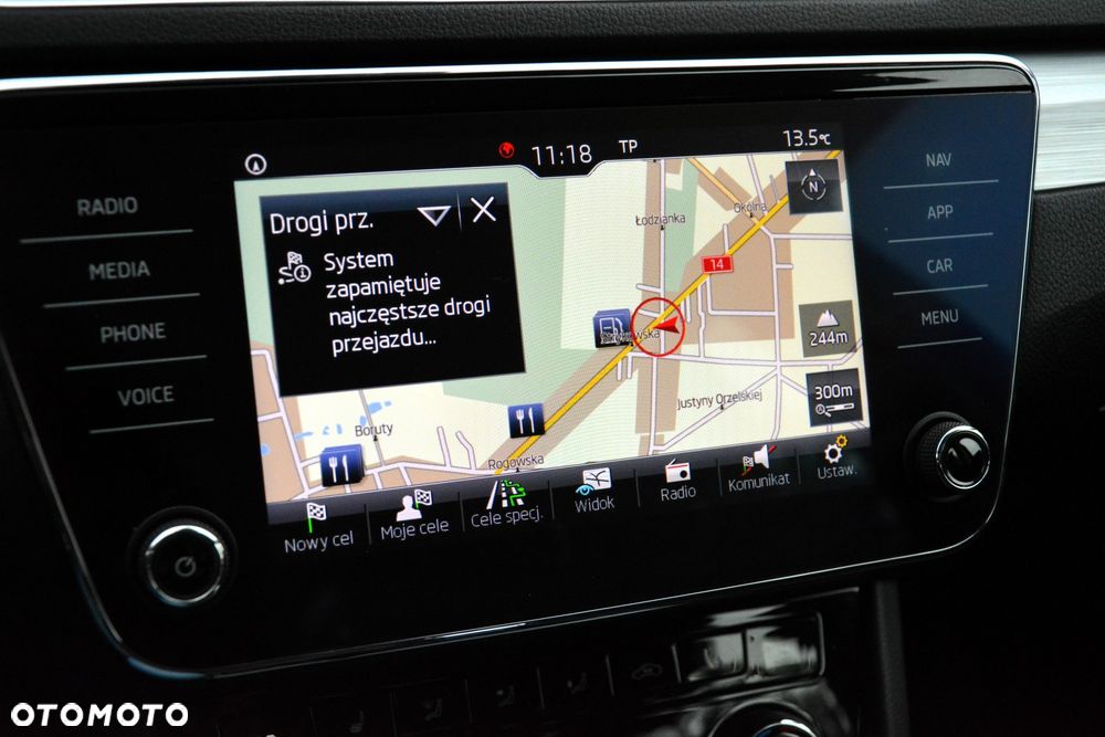 Skoda Superb 2.0 TDI Ambition DSG7 - 27