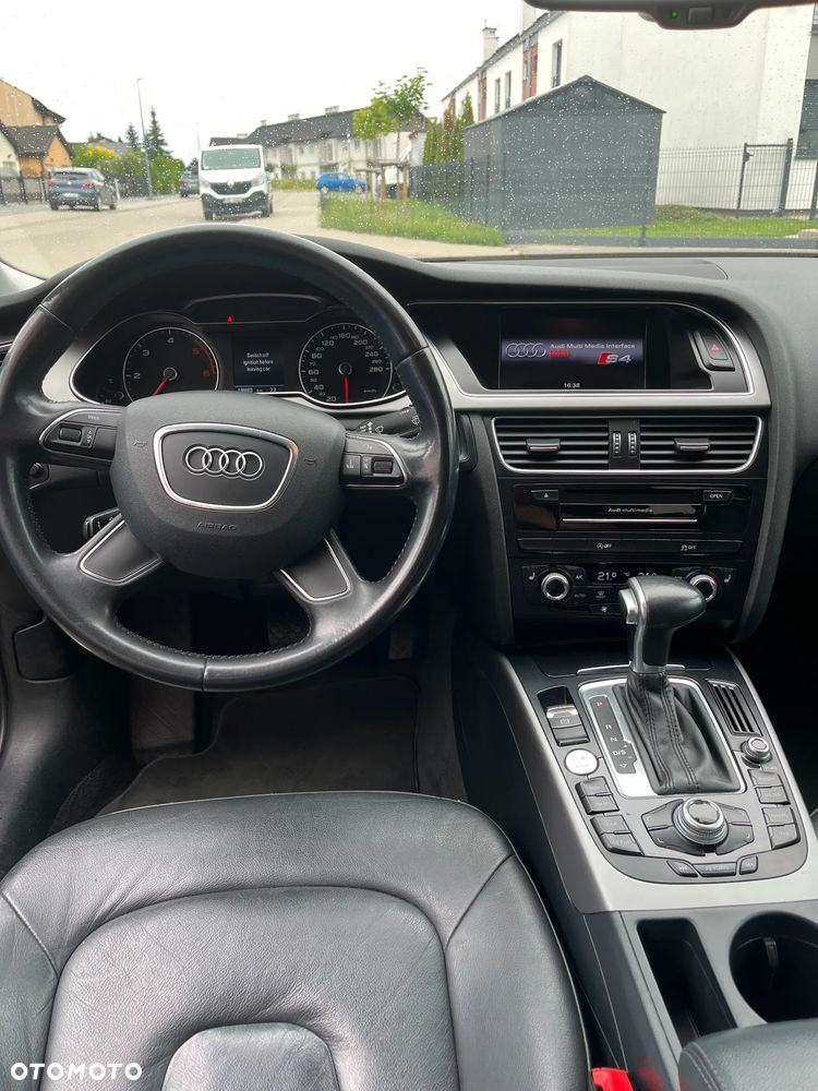 Audi A4 Limousine - 29
