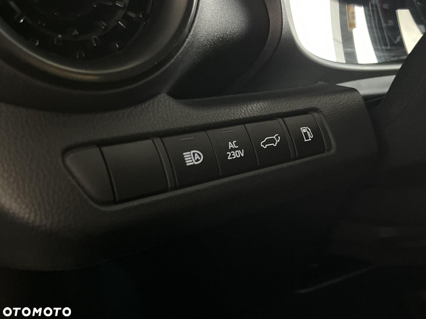 Toyota C-HR - 27