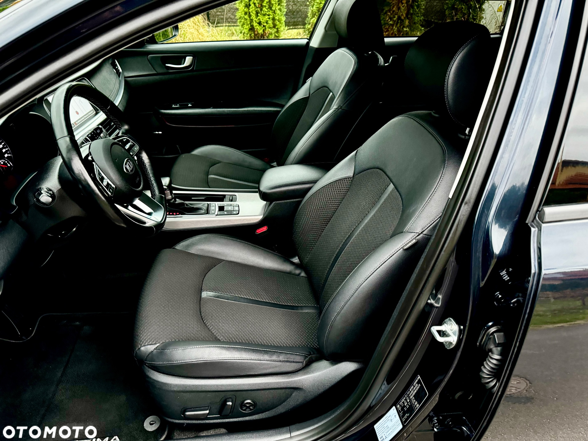 Kia Optima Plug-in Hybrid - 27