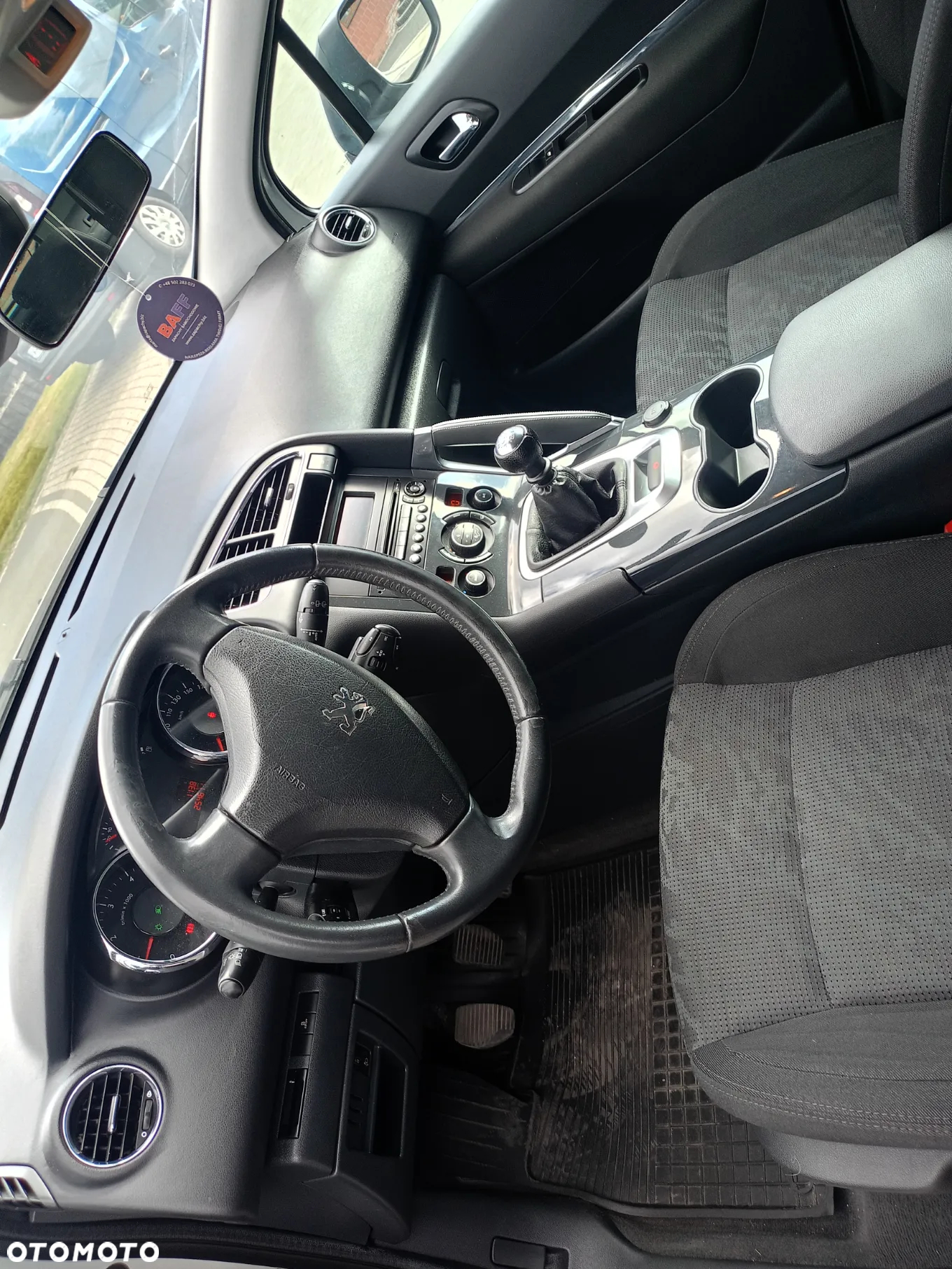Peugeot 3008 - 10