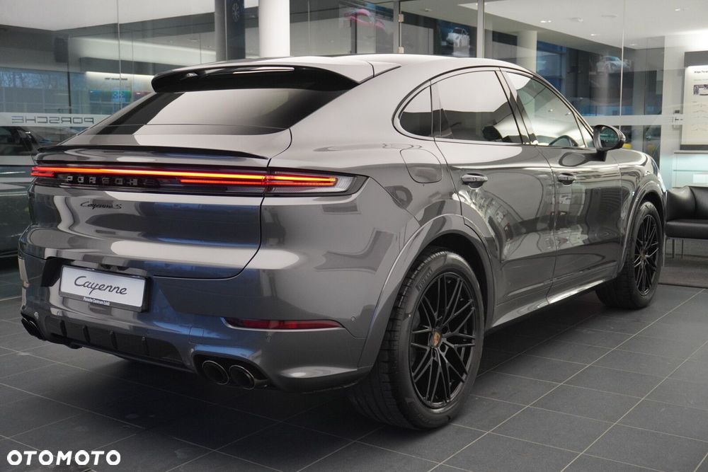 Porsche Cayenne - 11