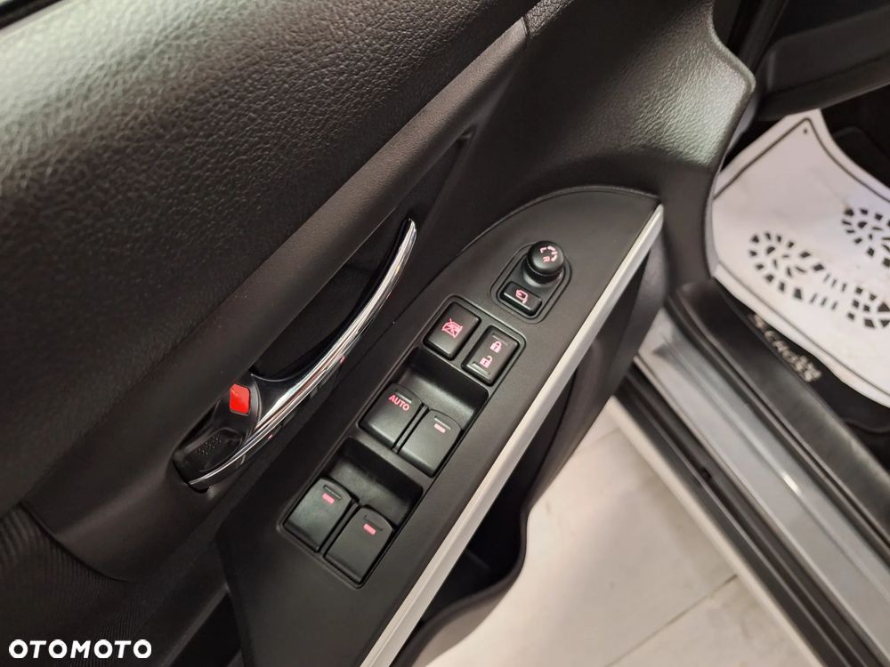 Suzuki SX4 S-Cross 1.4 Boosterjet Comfort - 30