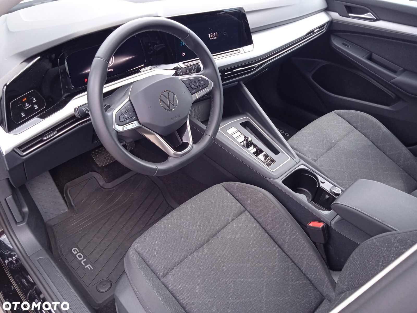 Volkswagen Golf - 11