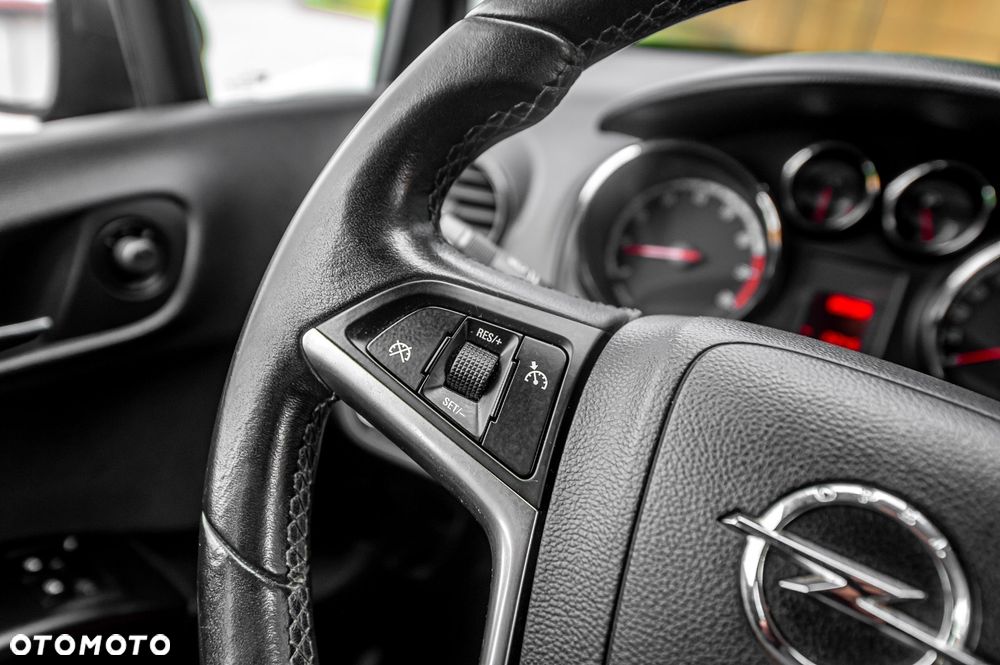 Opel Meriva 1.4 T Cosmo - 27