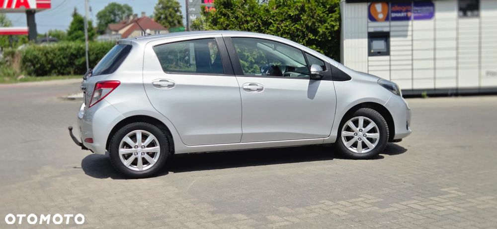 Toyota Yaris 1.33 VVT-i Executive - 18