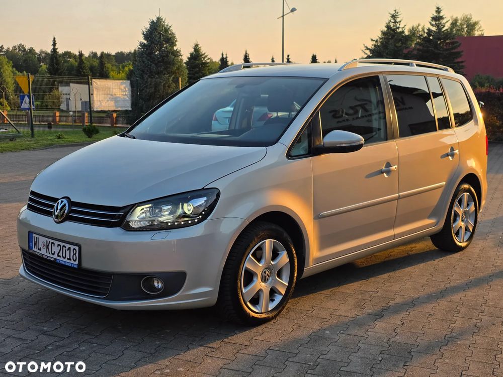 Volkswagen Touran - 1