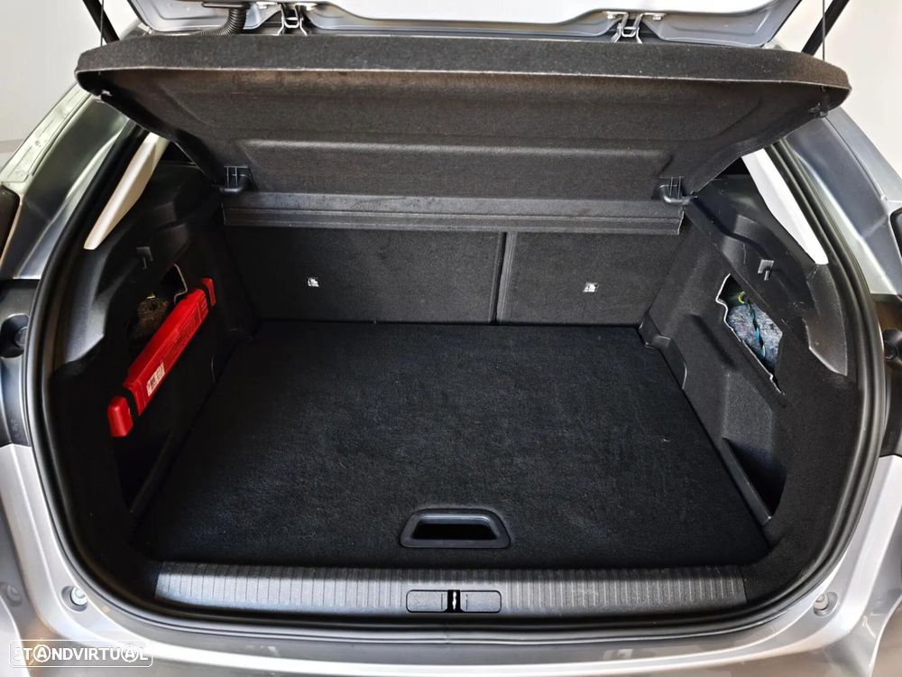 Citroën C4 PureTech 130 Stop&Start EAT8 FEEL PACK - 29