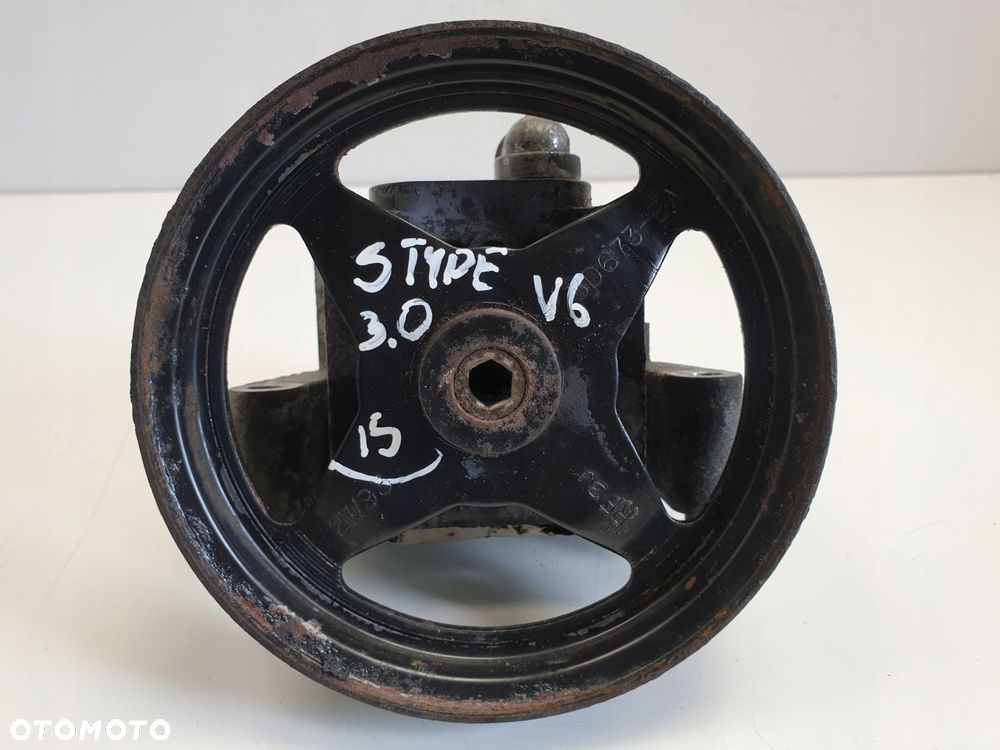 POMPA WSPOMAGANIA Jaguar X-Type 3.0 V6 - 2