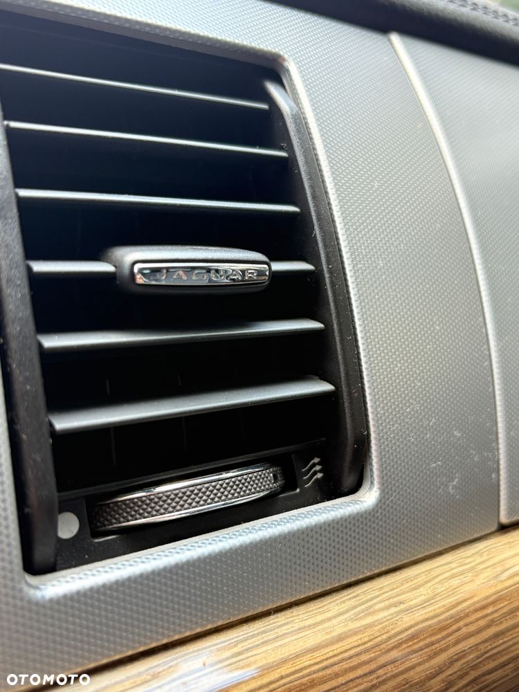 Jaguar XF 3.0 V6 D S Premium Luxury - 35