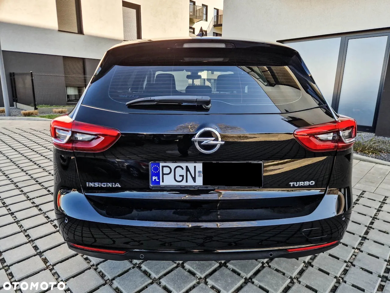 Opel Insignia Sports Tourer 2.0 Diesel Ultimate Exclusive - 3