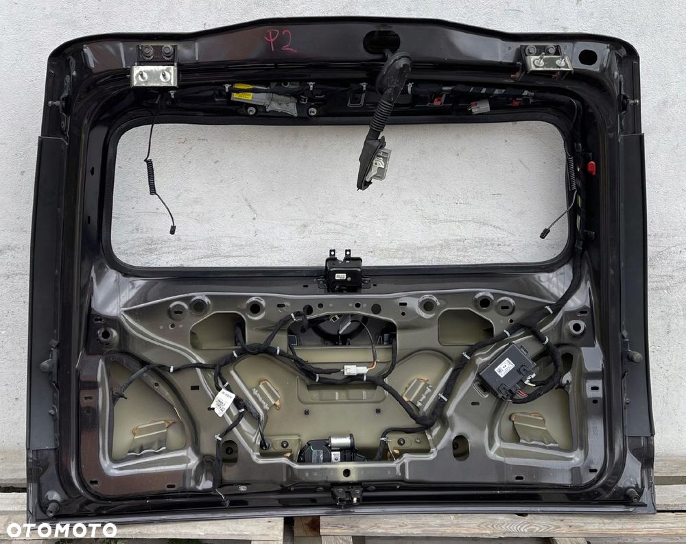 P2 CADILLAC ESCALADE IV 2014 - KLAPA TYLNA TYŁ KAMERA U121V - 5