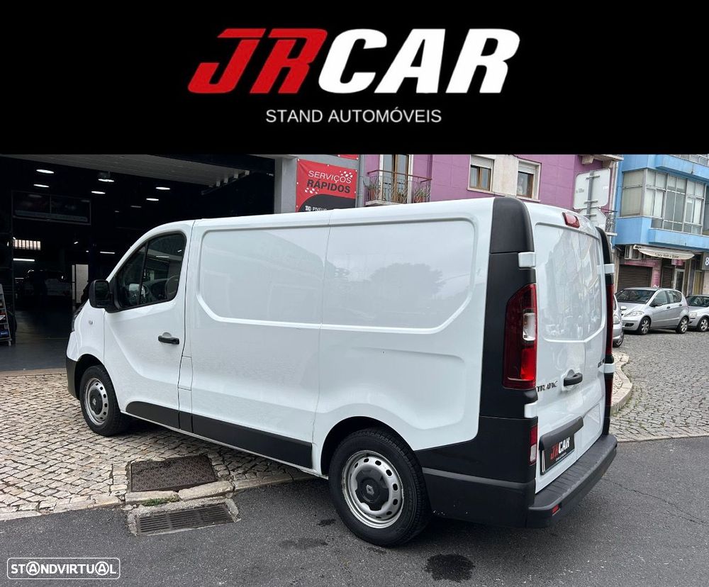 Renault Trafic - 17