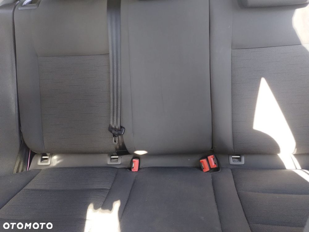 Volkswagen Golf 1.9 TDI Trendline - 9