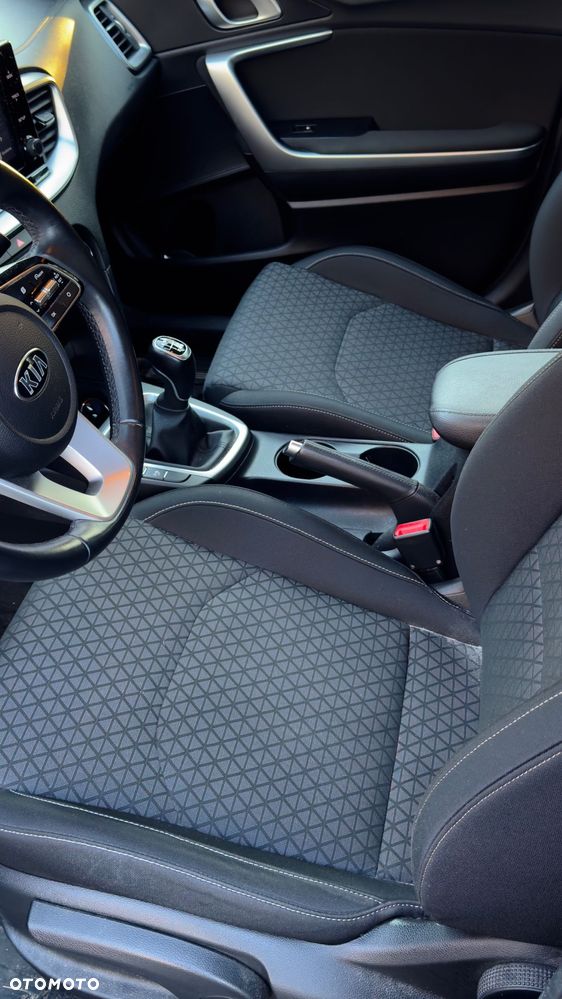 Kia Ceed 1.4 T-GDI M - 4