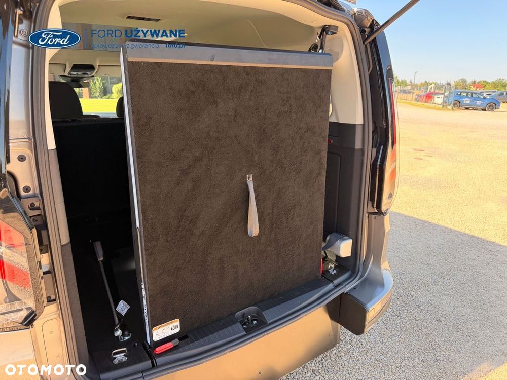 Ford Tourneo Connect Grand 2.0 EcoBlue Active - 26