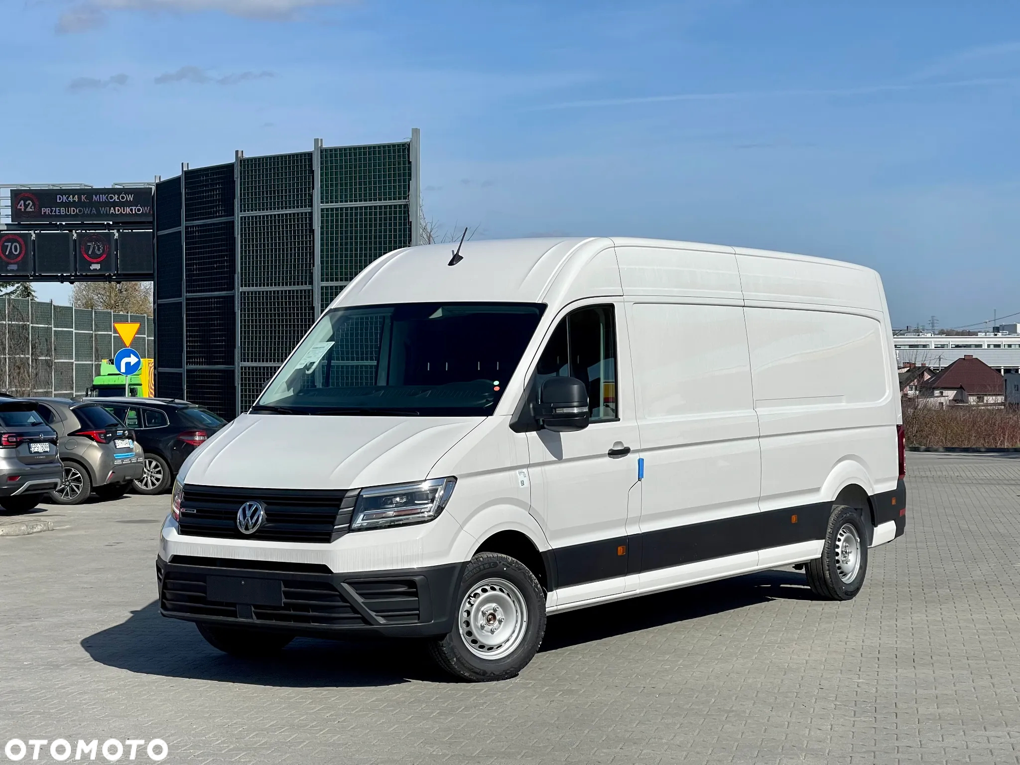 Volkswagen Crafter - 2