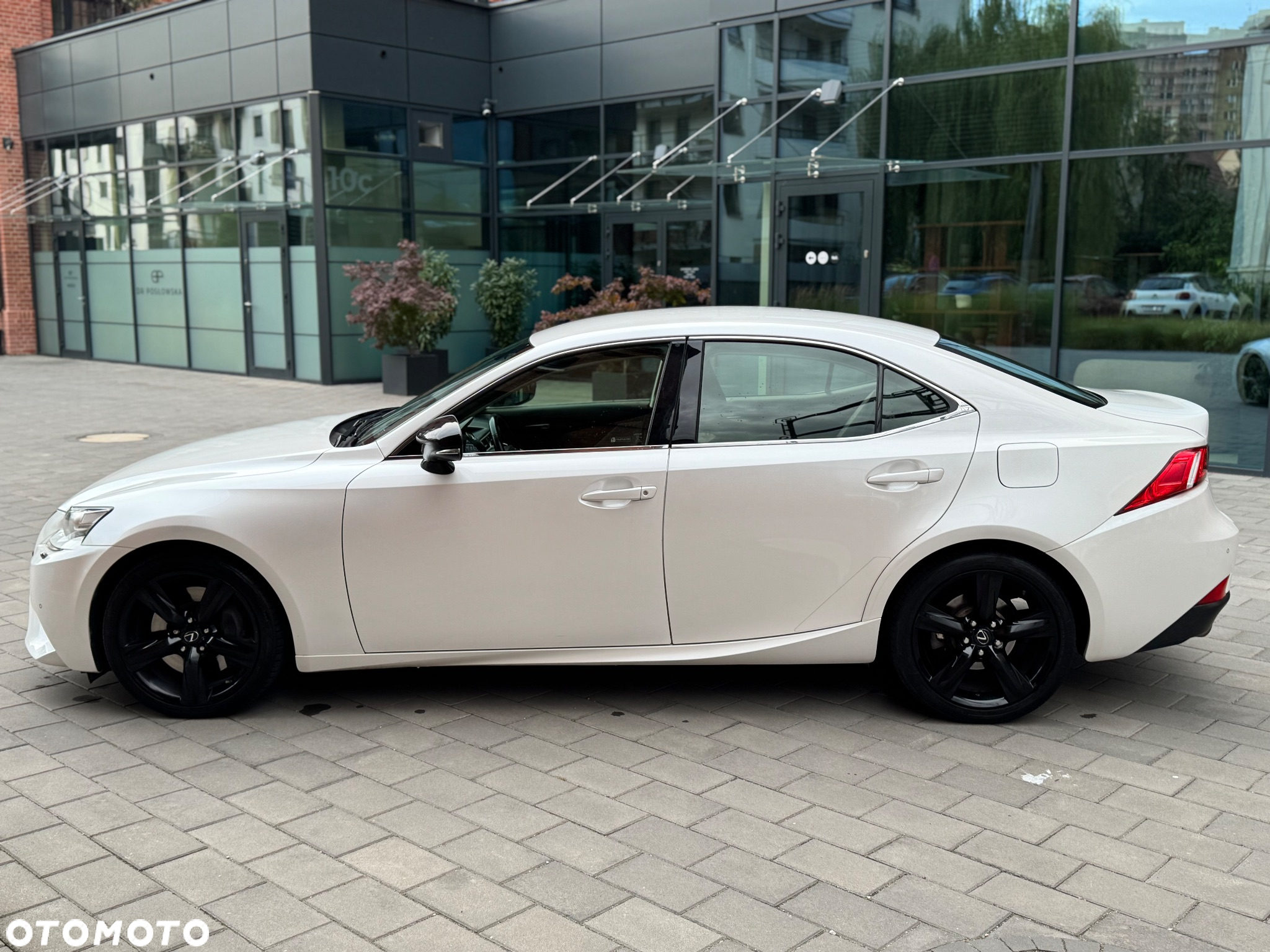 Lexus IS 200t / 300 Elegance - 14