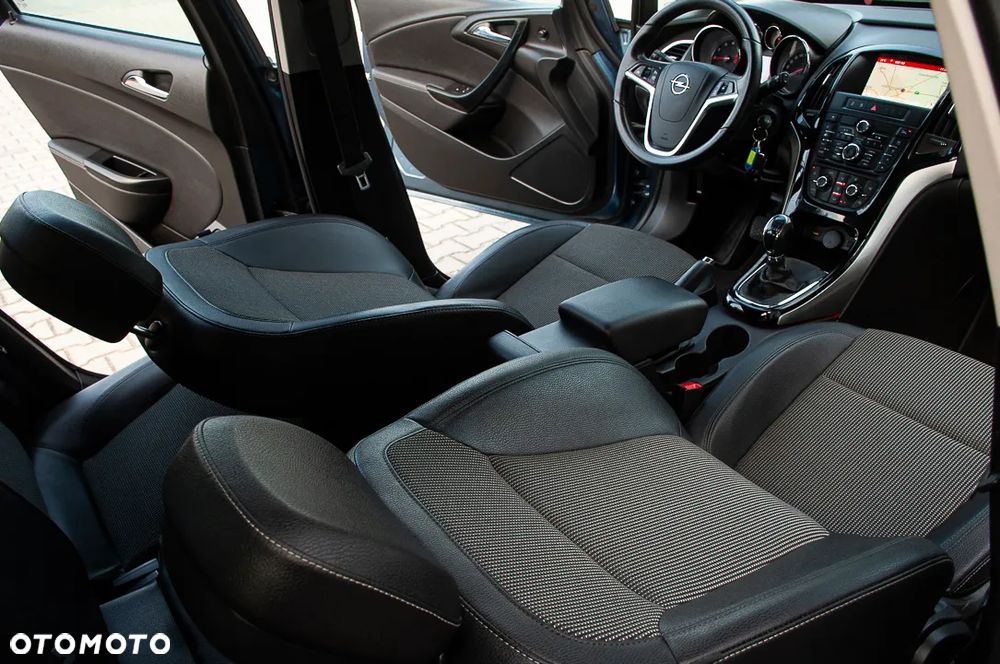 Opel Astra 1.4 Turbo - 5