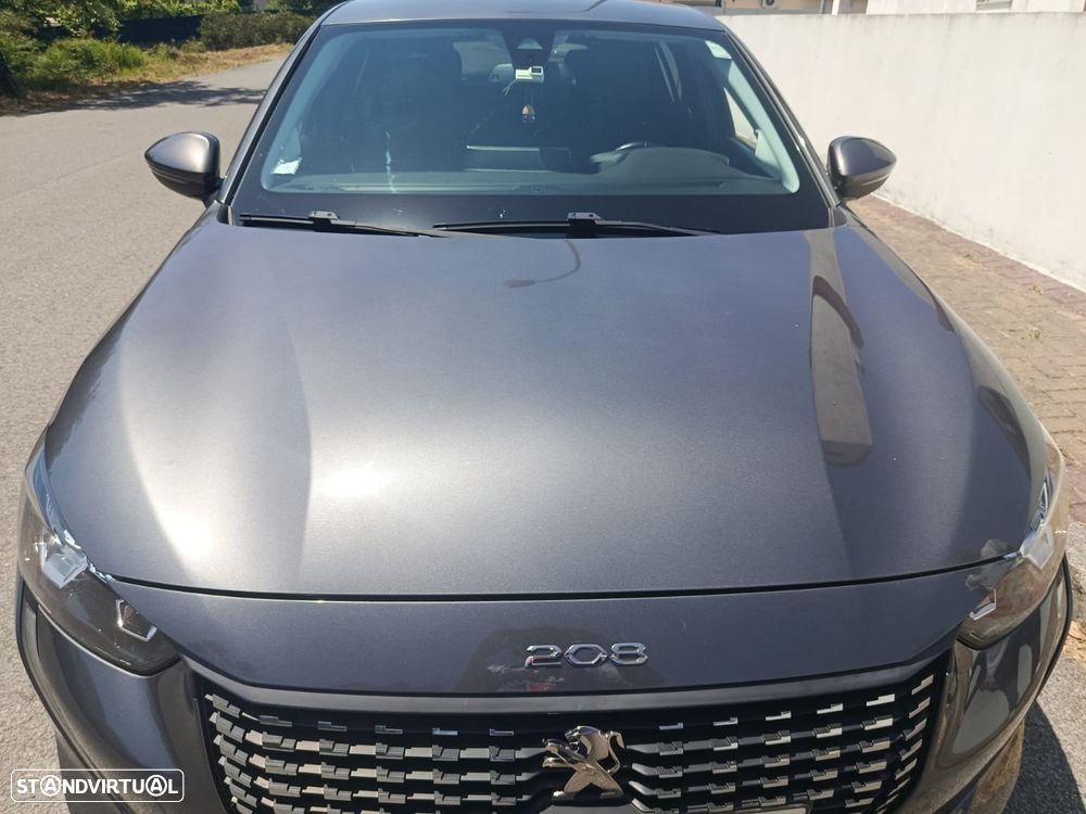 Peugeot 208 - 4
