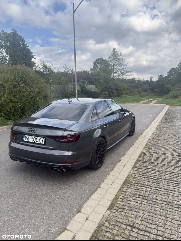 Audi S4 Limousine - 7