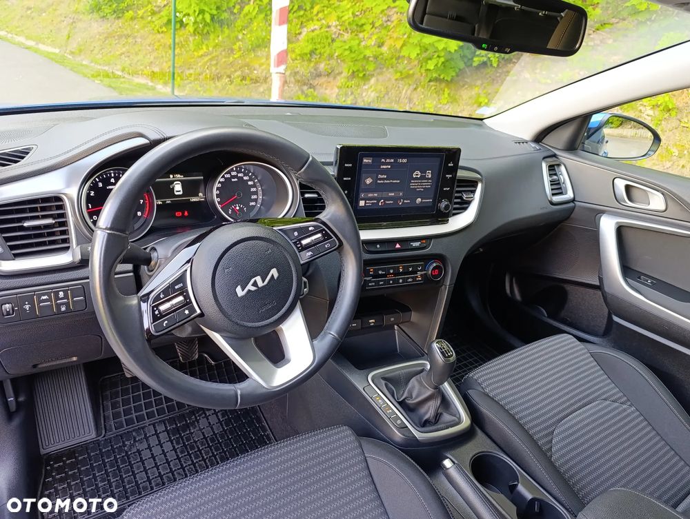 Kia Ceed 1.5 T-GDI M - 20