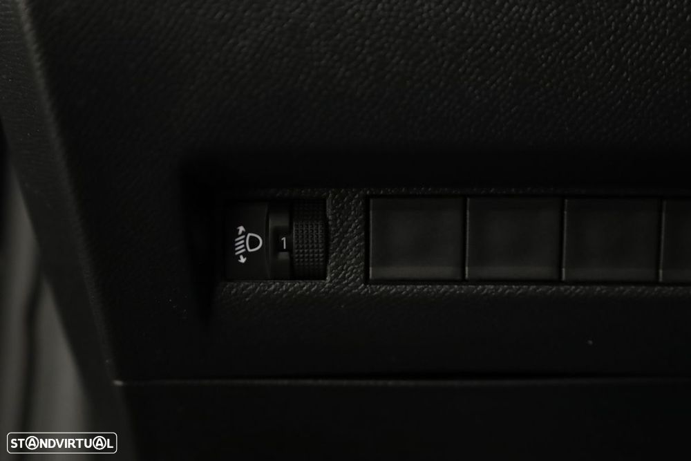 Peugeot 208 1.2 PureTech Allure - 21