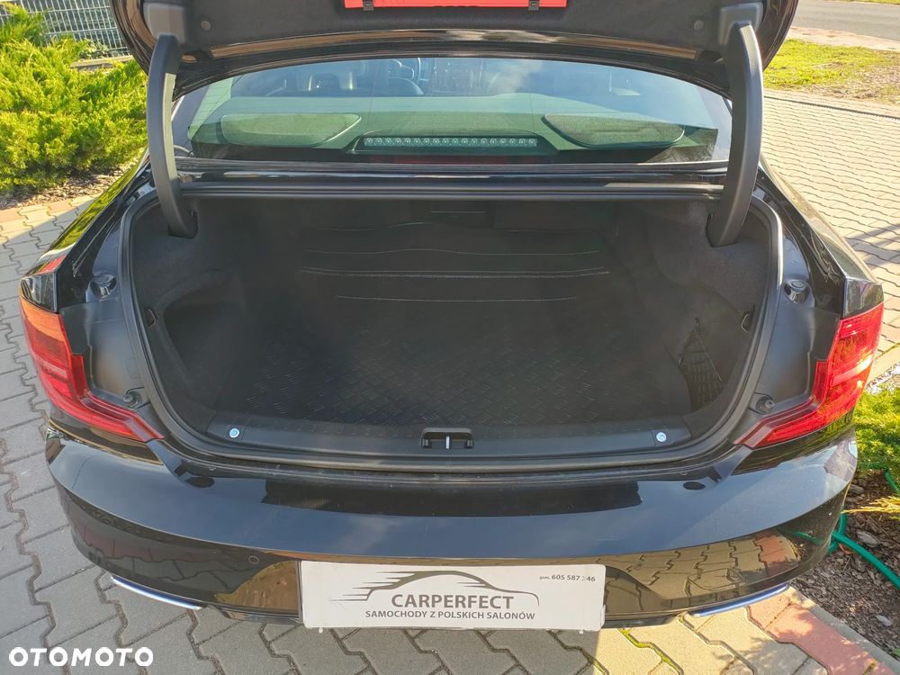 Volvo S90 D3 R-Design - 17