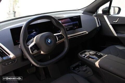 Mercedes-Benz E 220 d Avantgarde - 13