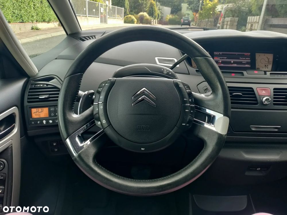 Citroën C4 Picasso - 12