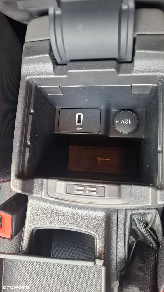 Ford Focus 1.5 EcoBoost ST-Line - 21