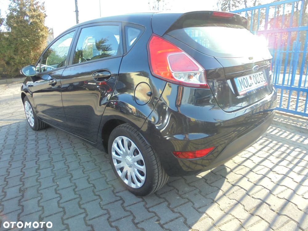 Ford Fiesta 1.25 Ambiente - 33