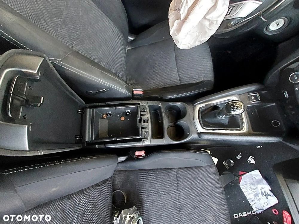 Nissan Qashqai 1.2 DIG-T N-Connecta EU6 - 3