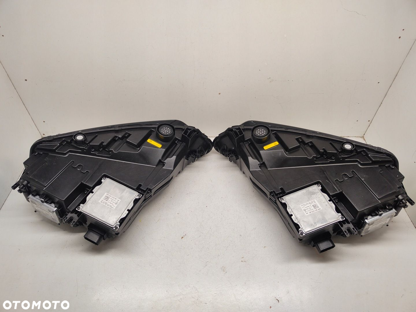 AUDI R8 4S KOMPLET LAMP PRZÓD FULL LED MATRIX - 7