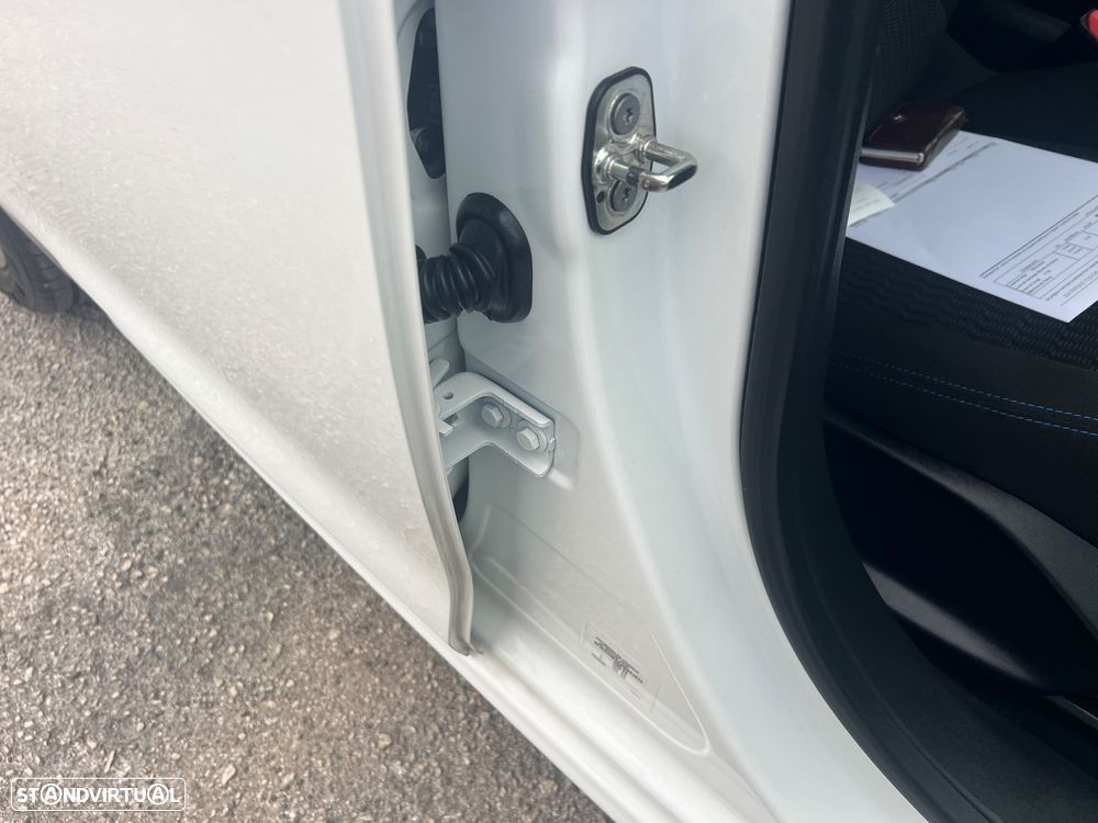 Peugeot 208 1.2 PureTech Style - 14